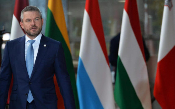 В Словакии передадут президенту петицию об отмене санкций против России
