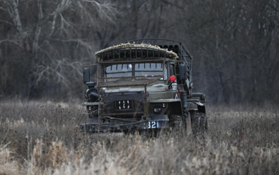 Как российские войска выдавливают ВСУ из Курской области — сводка Минобороны за 13 апреля