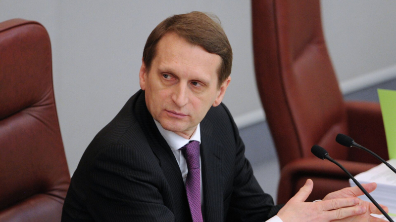 Канал связи с США по обмену заключенными сохраняется, заявил Нарышкин