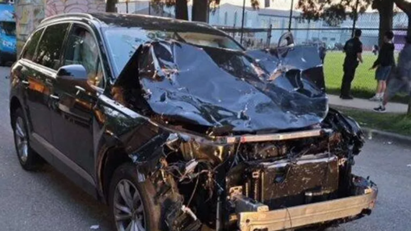 В Ванкувере автомобиль наехал на толпу, погибли восемь человек