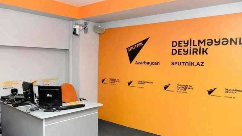 Задержанным в Баку россиянам разрешили встретиться с родными